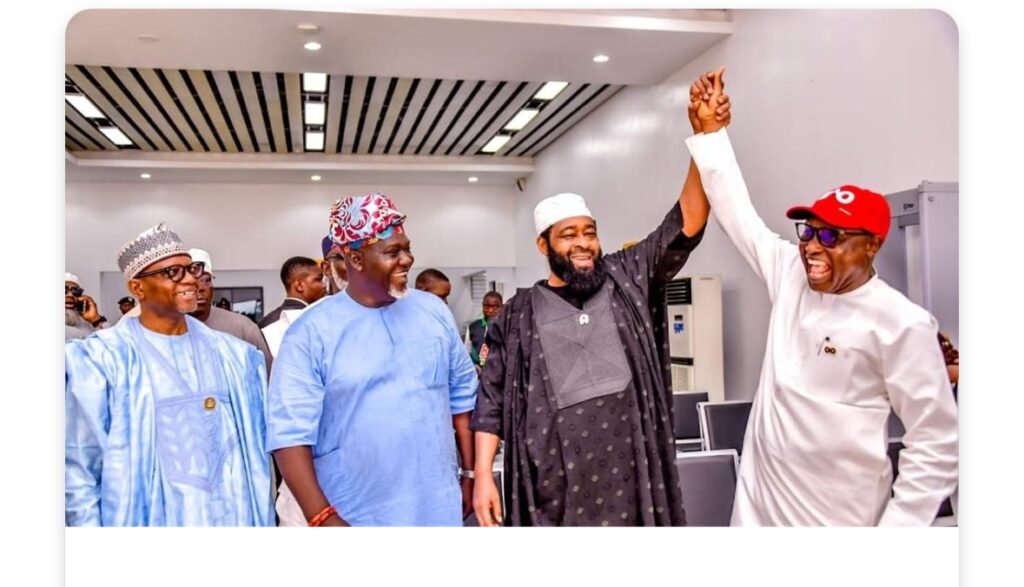 Bago, APC Leaders Storm Ekiti as Oyebanji Flags Off Re-election Campaign