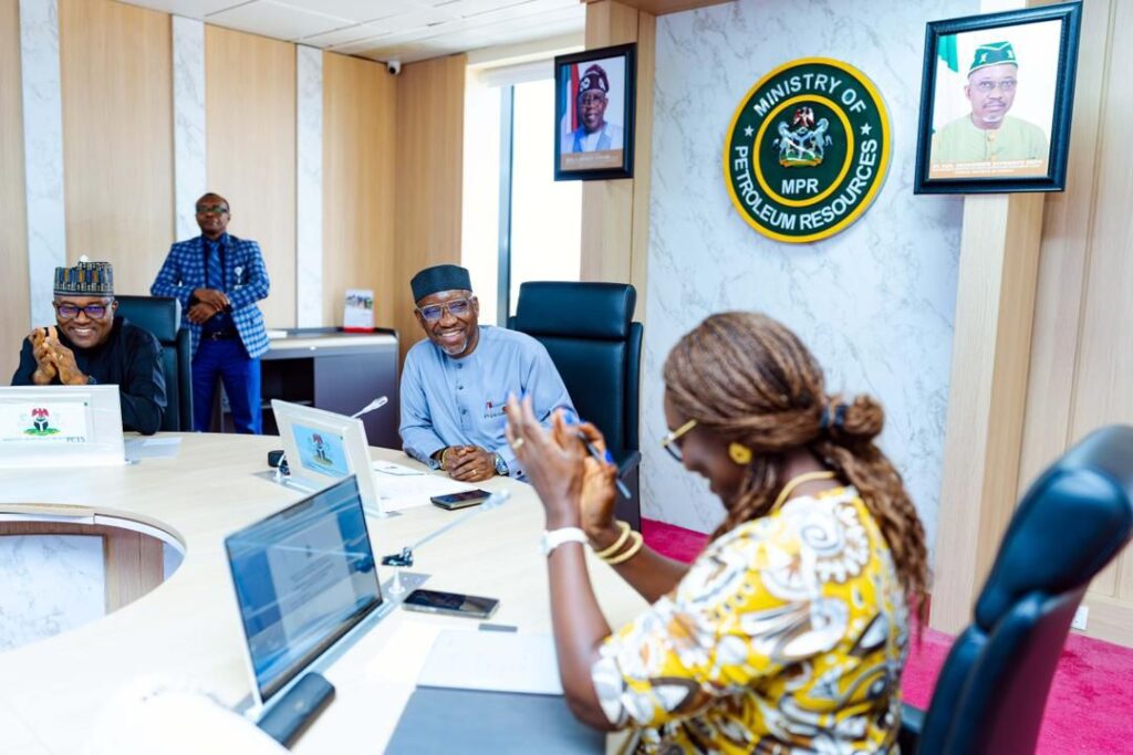 NIGERIA TA JADDADA ANIYARTA NA KAWAR DA TALAUCIN MAKAMASHI A AFIRKA EKPO Mutawakkilu Ibrahim Idris