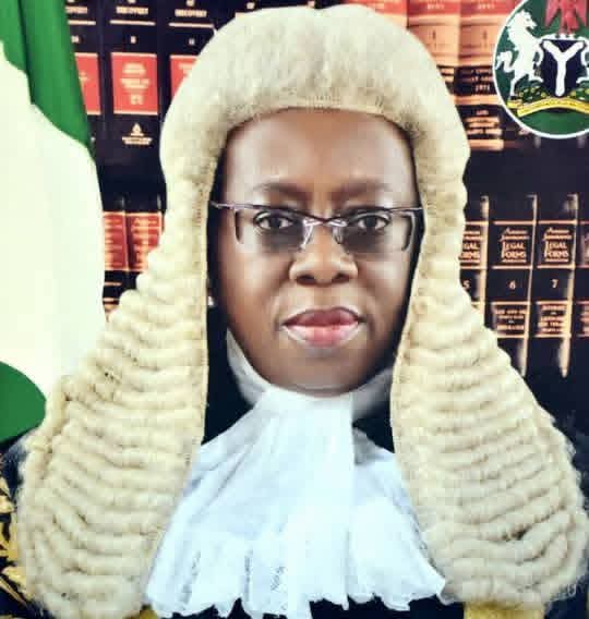 CJN TA HARAMTA AMFANI DA LAKABIN “BARRISTER” A MATSAYIN GABAN SUNA A KOTUN KOLI Mutawakkilu Ibrahim Idris
